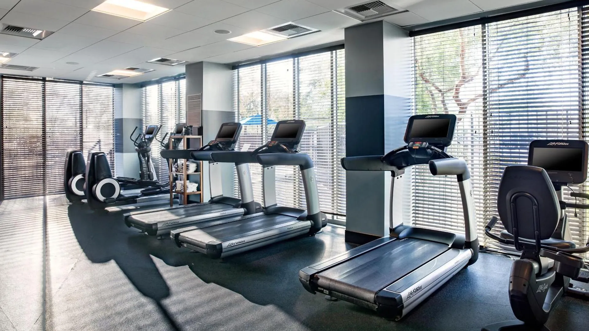 *** Hotel Four Points By Sheraton At Phoenix Mesa Gateway Airport United States
