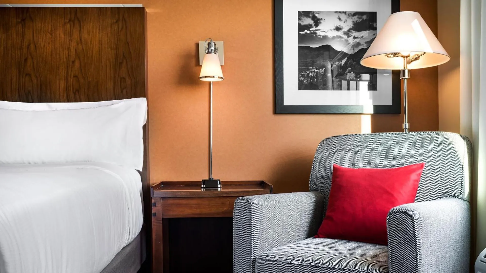 Hotel Four Points By Sheraton At Phoenix Mesa Gateway Airport