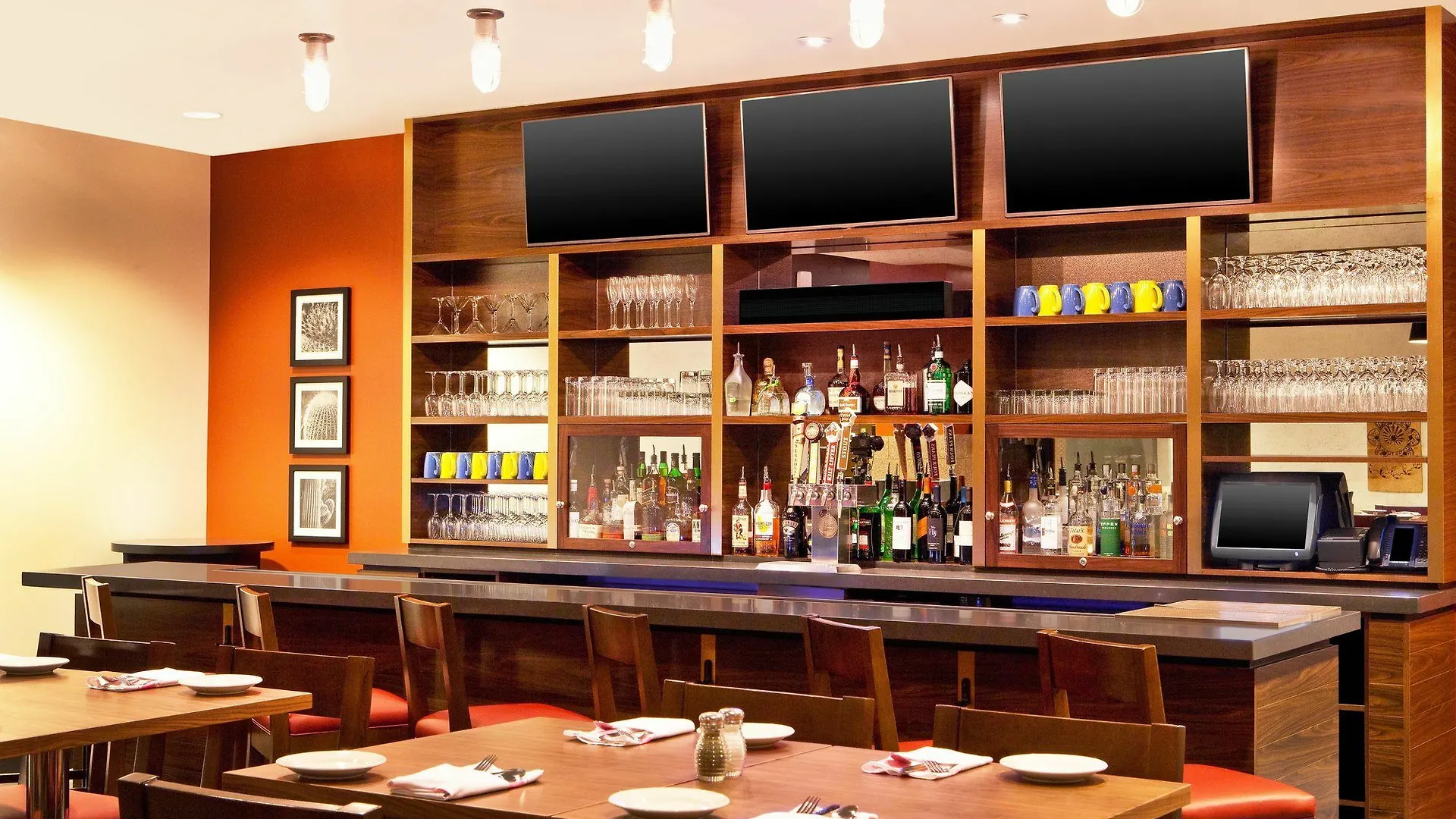 Four Points By Sheraton At Phoenix Mesa Gateway Airport Hotel