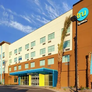 Tru By Hilton Hotel