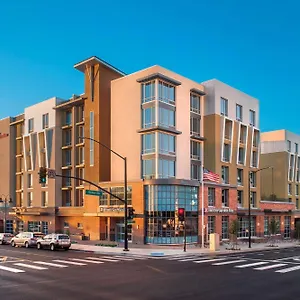 hilton-garden-inn-burbank-downtown.topanaheimhotels.com/